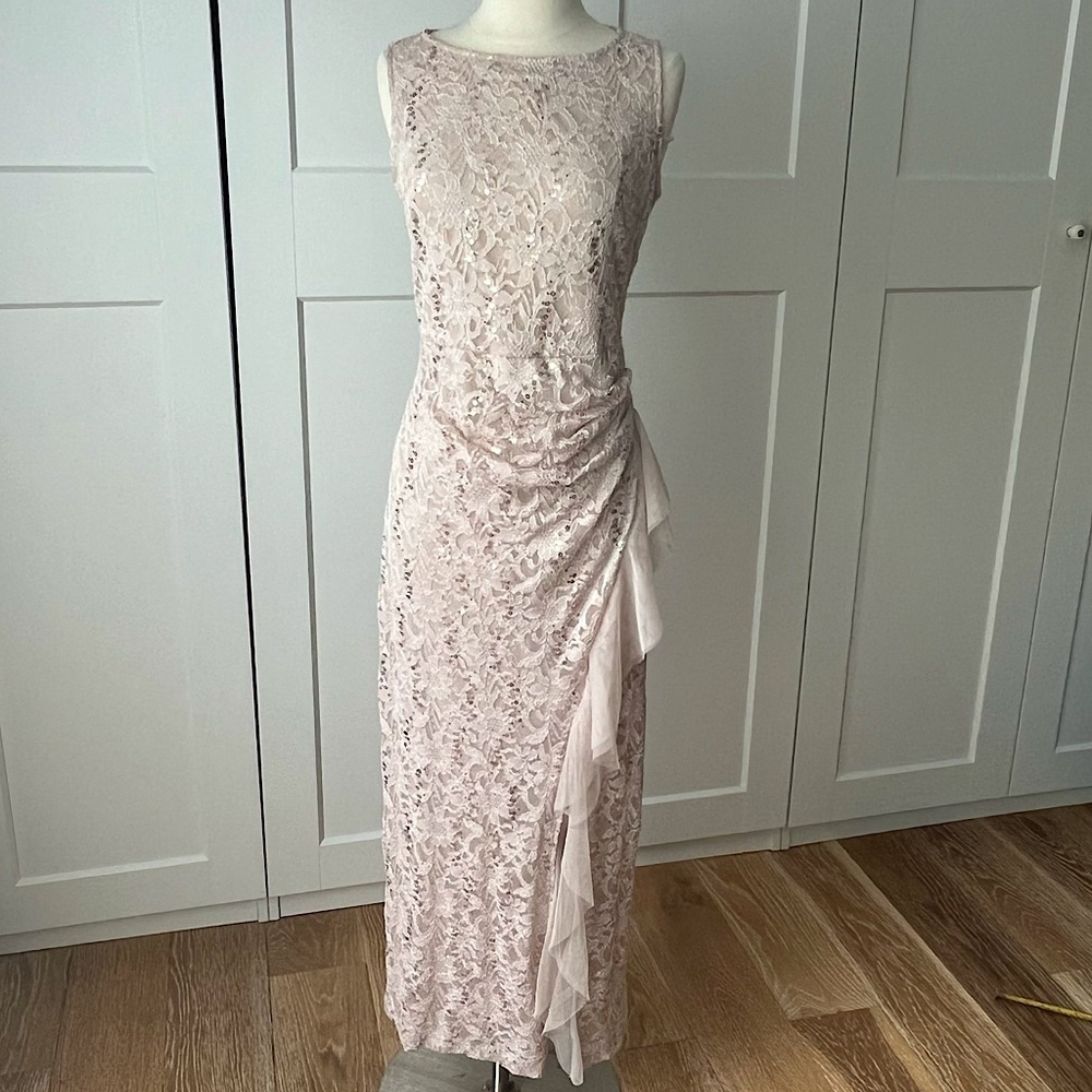 Candalite Sleeveless Evening Gown Lace Slit Prom Dress sz. Small